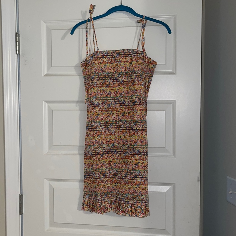 Shop These Three Floral Dress NEVER WORN